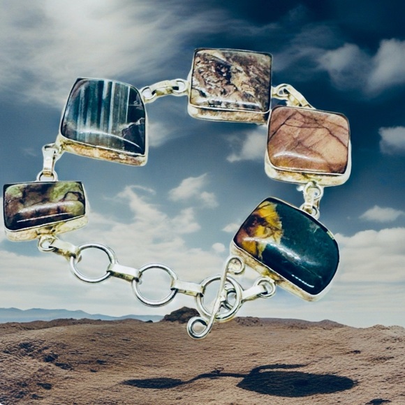 Elegant Multicolor Stone Bracelet - Picture 4 of 8